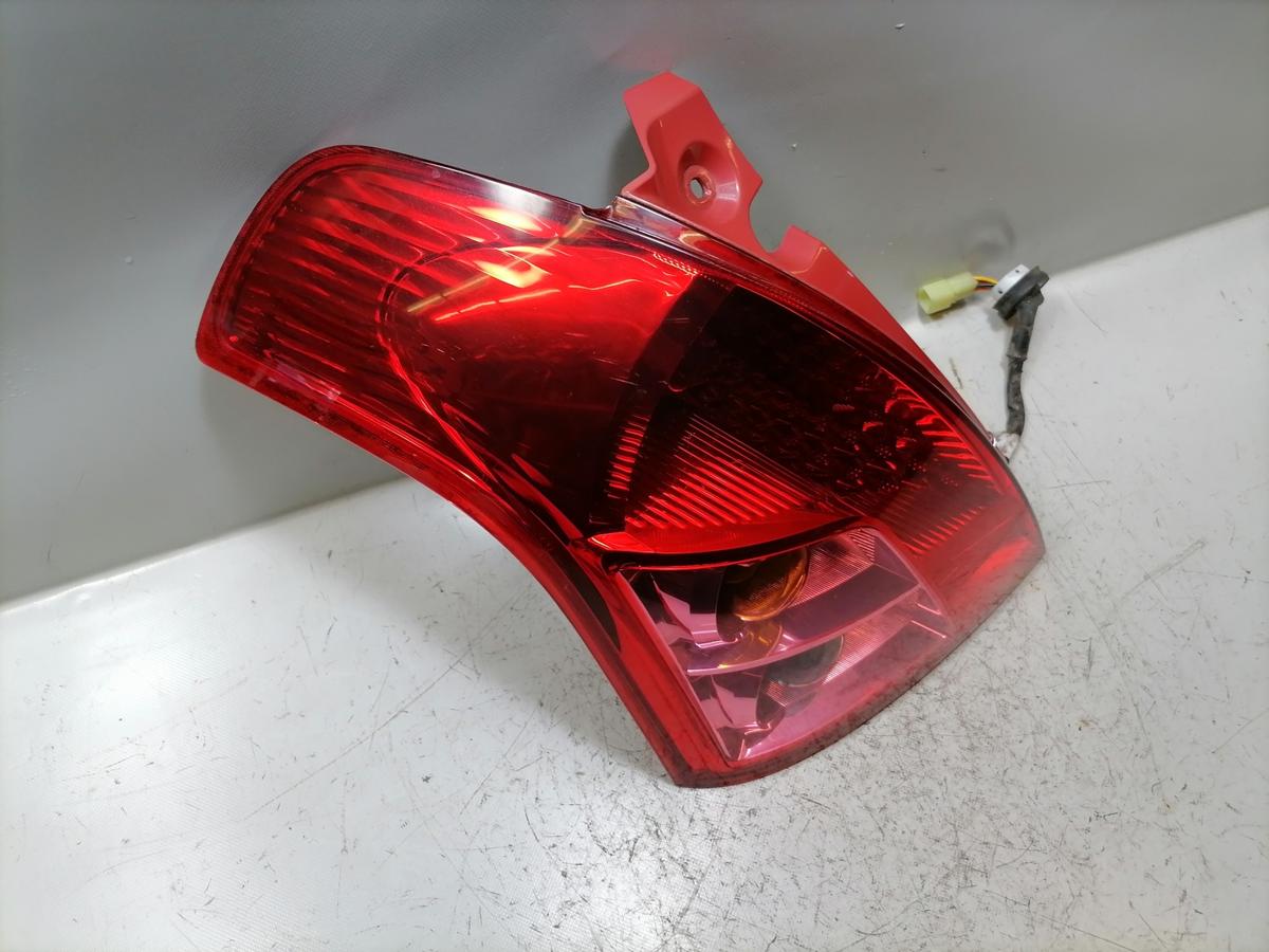 Suzuki Swift MZ EZ original R&uuml;cklicht R&uuml;ckleuchte Schlussleuchte links Bj.2009